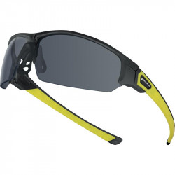 Очила од поликарбонат спортски дизајн крилца од двострук материјал поликарбонатTPR. Отпорно против замаглување и гребење